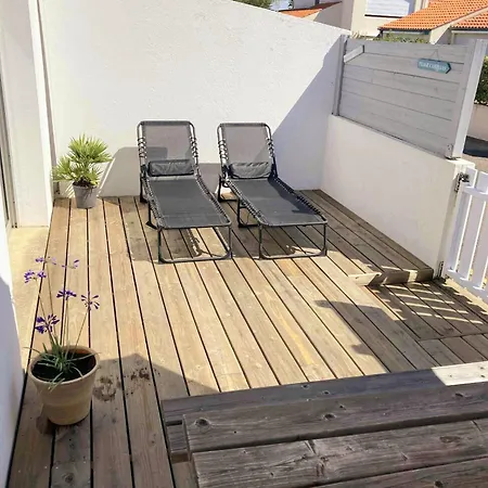 度假居 Maisonette A 400m De La